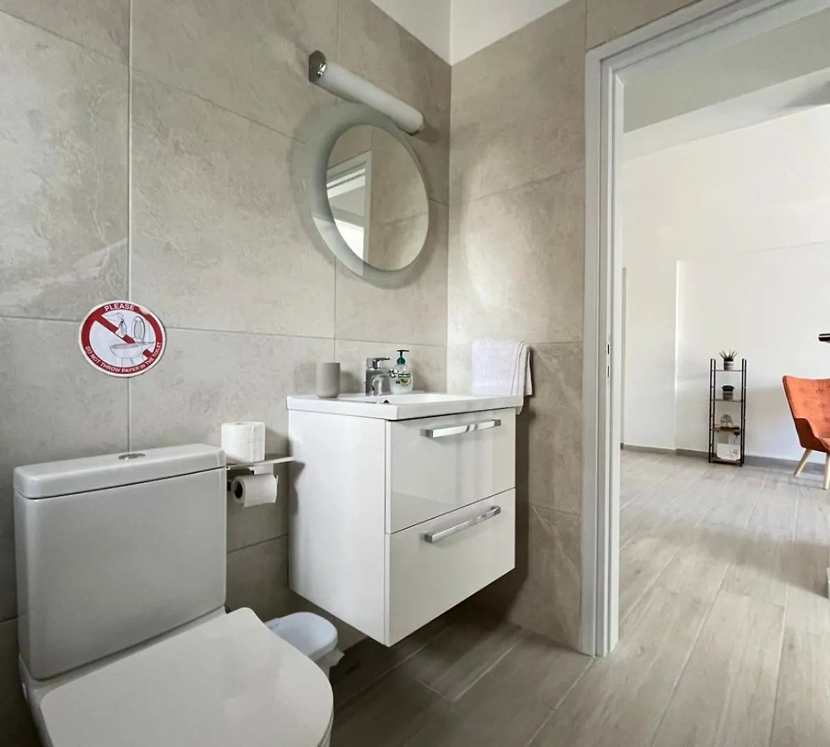 Unlock The Island - Local Insights For Your Stay Larnaca